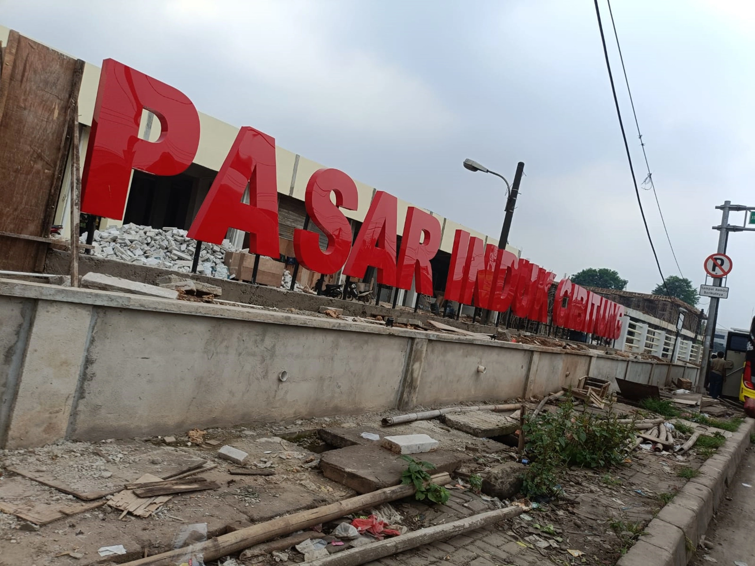 pasar induk cibitung bekasi